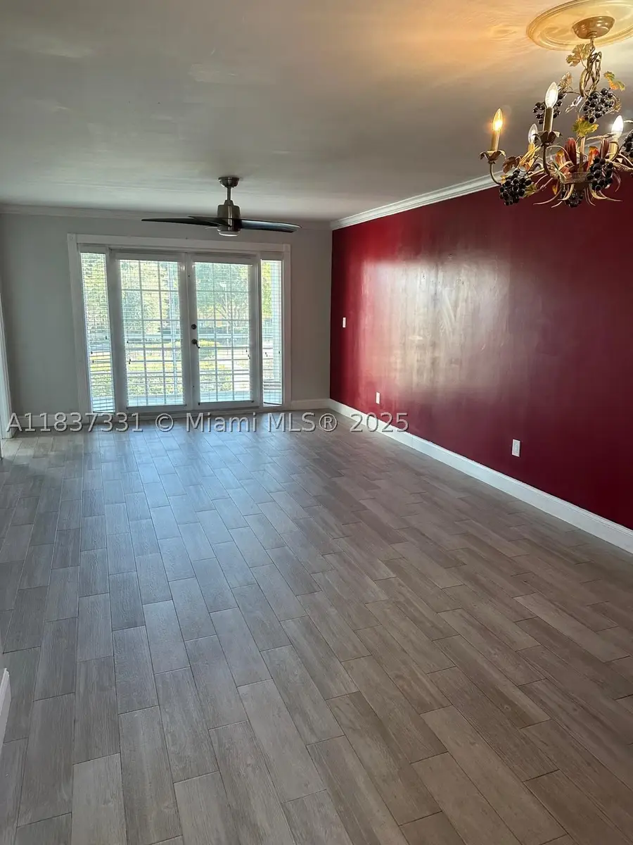 661 N University #1-201, Pembroke Pines, FL 33024 - #2