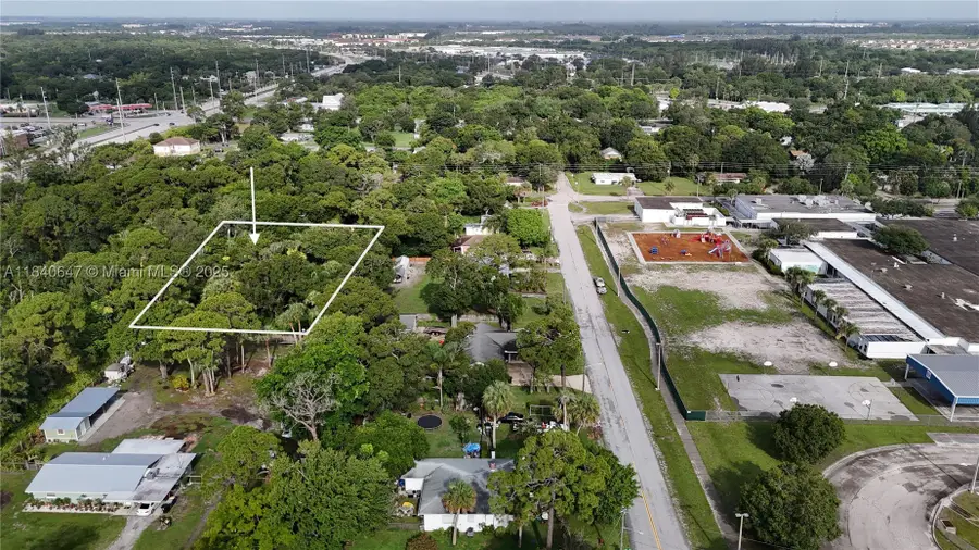 1 Tennessee, Fort Pierce, FL 34947 - #3