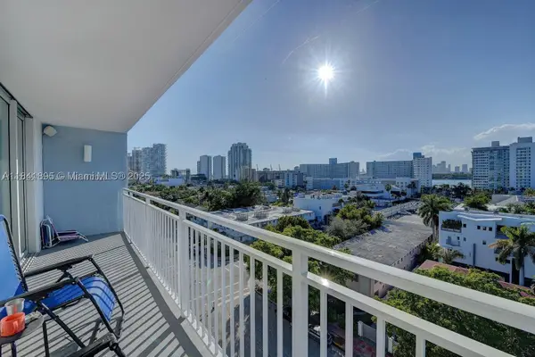 1045 10th #907, Miami Beach, FL 33139