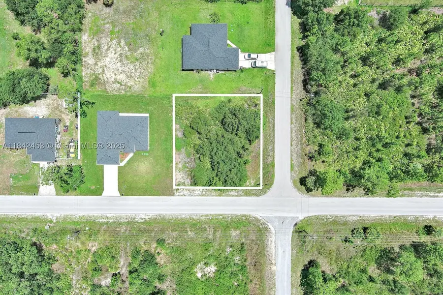 2500 E 10th, Lehigh Acres, FL 33936 - #2