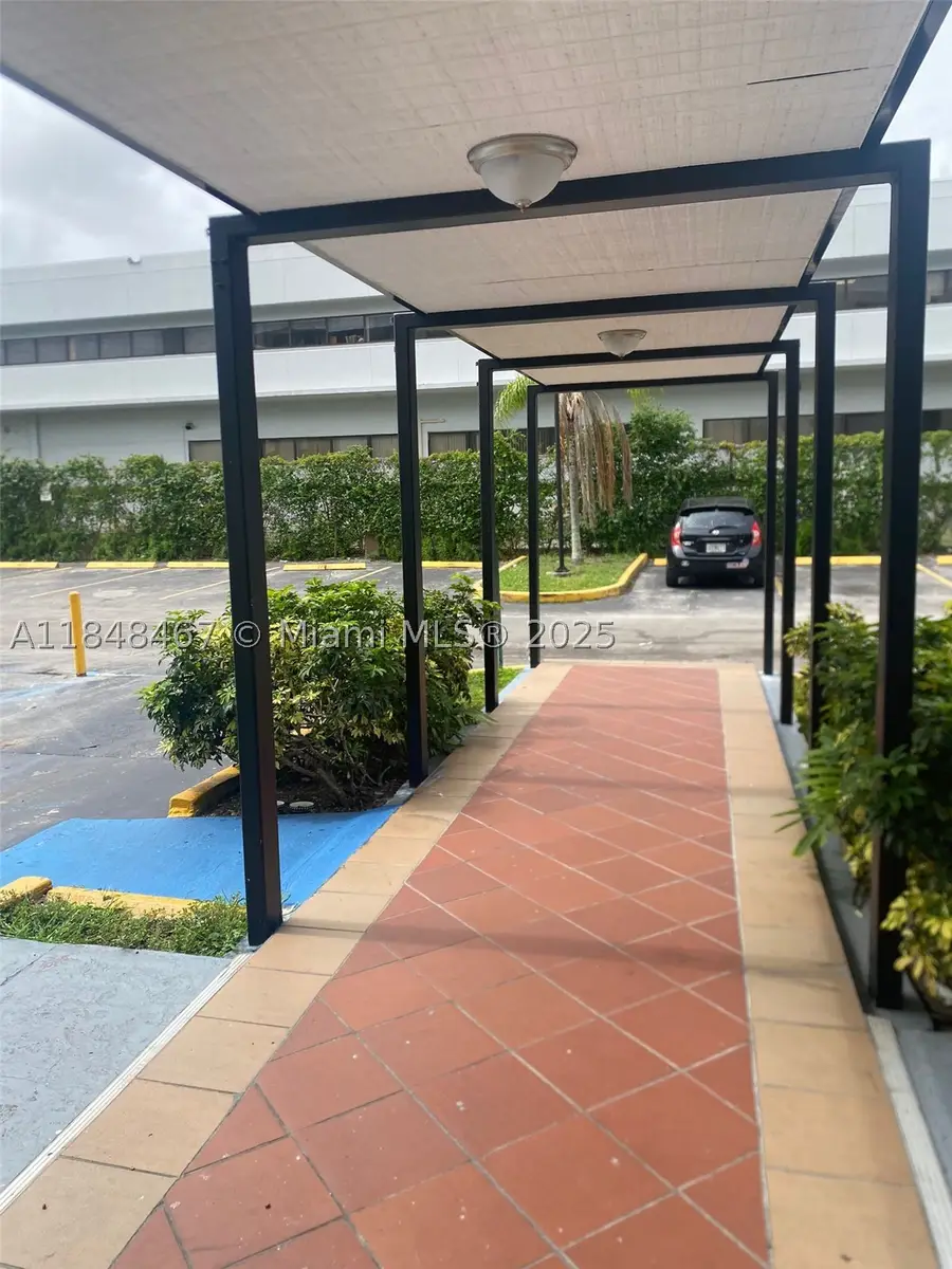 16450 NW 2nd #404, Miami, FL 33169 - #3