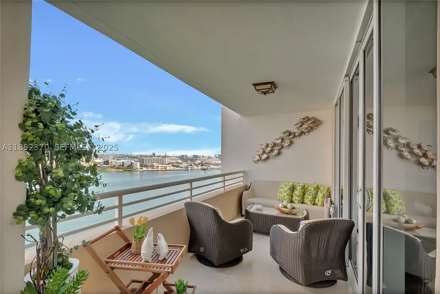848 Brickell Key #1906, Miami, FL 33131 - #3