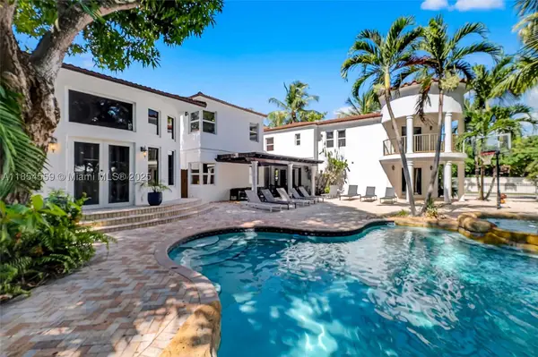 1051 NE 89th, Miami, FL 33138