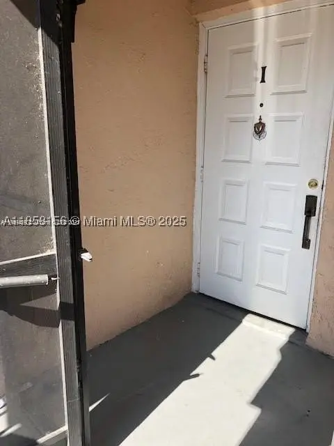 889 Hamilton #889I, Homestead, FL 33034
