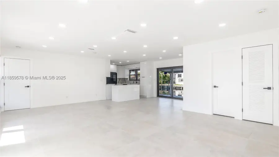 2417 NE 18th, Wilton Manors, FL 33305 - #3