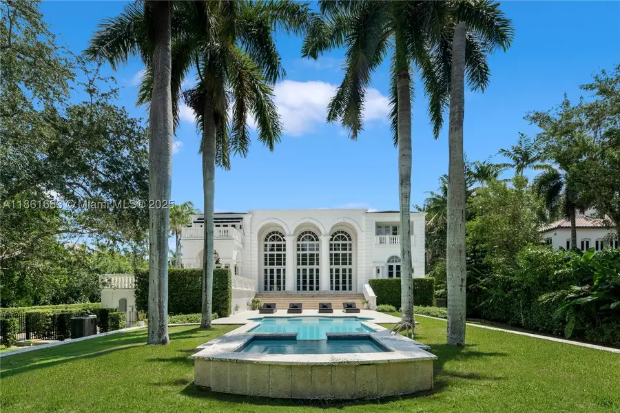 26 Tahiti Beach Island, Coral Gables, FL 33143 - #2