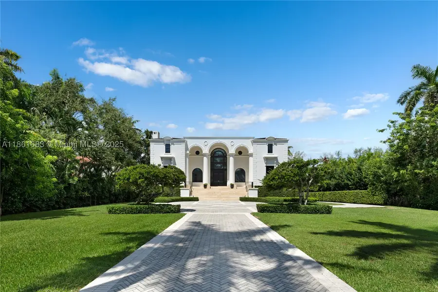 26 Tahiti Beach Island, Coral Gables, FL 33143 - #3