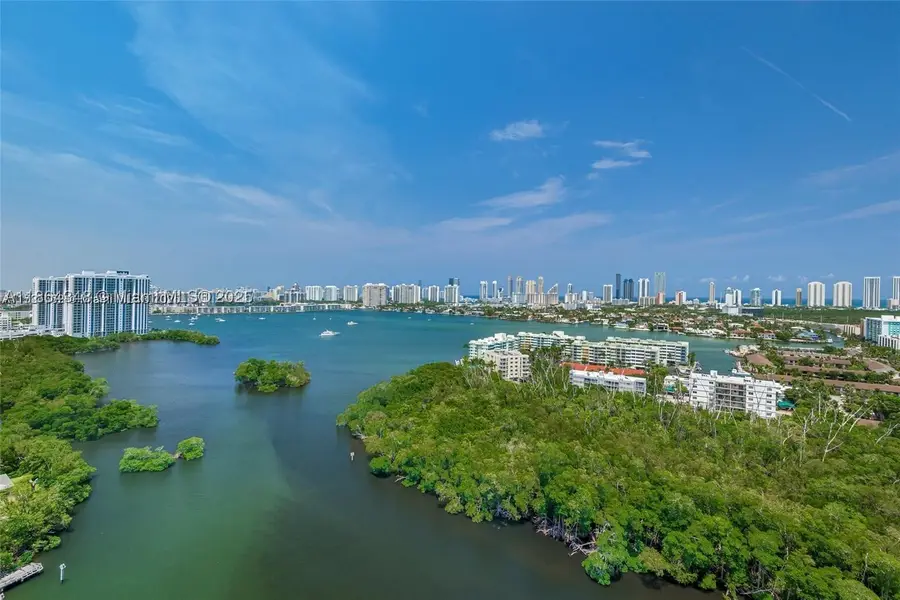 16385 Biscayne #2118, North Miami Beach, FL 33160 - #3