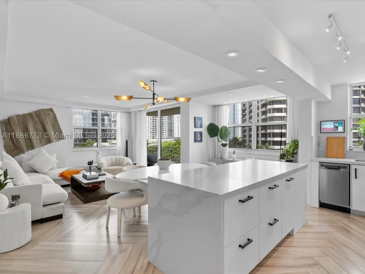 770 Claughton Island #701, Miami, FL 33131 - #1