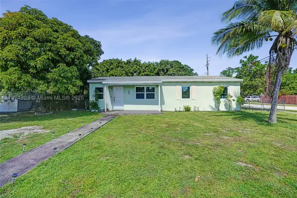 301 NW 190th, Miami Gardens, FL 33169