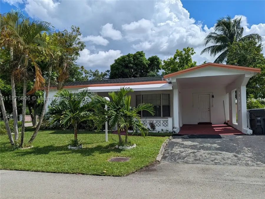 4550 NW 43rd, Lauderdale Lakes, FL 33319 - #2