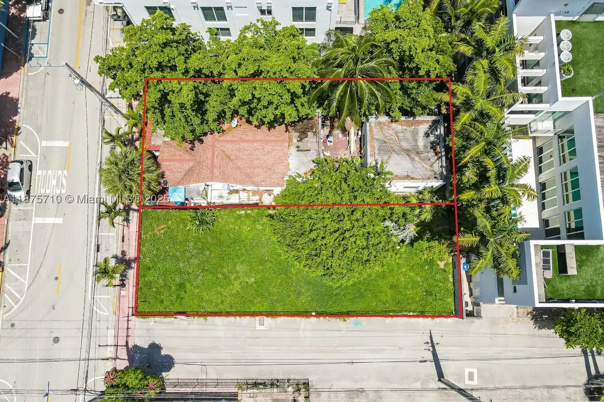 918 4th, Miami Beach, FL 33139 - #1