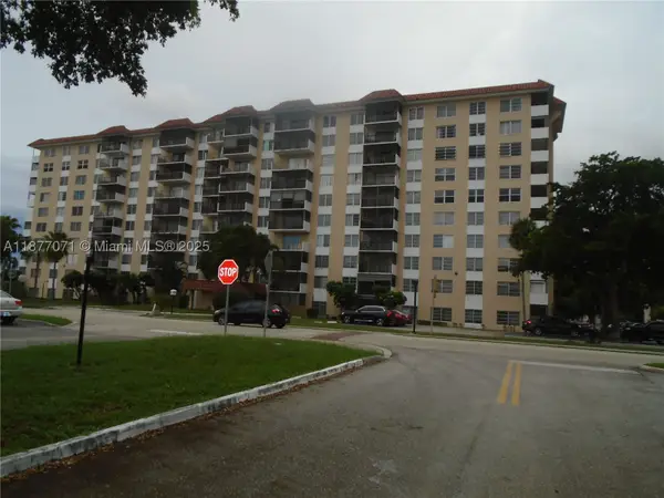 4174 Inverrary #303, Lauderhill, FL 33319