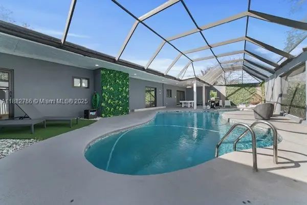 8365 SW 185th, Cutler Bay, FL 33157