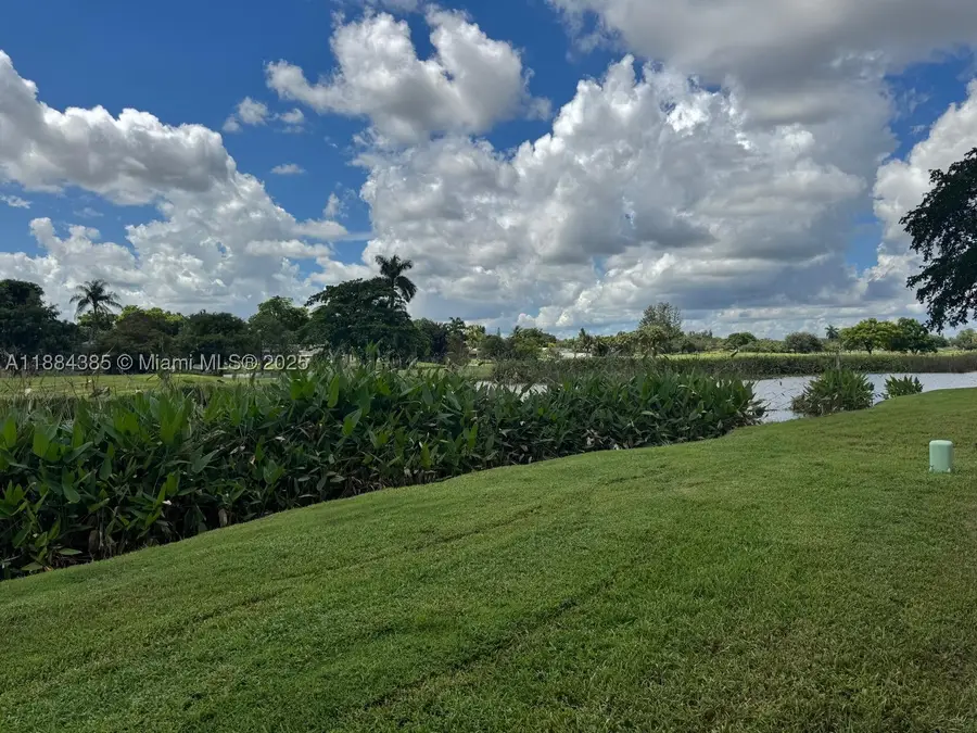 2471 SW 82nd #108, Davie, FL 33324 - #2