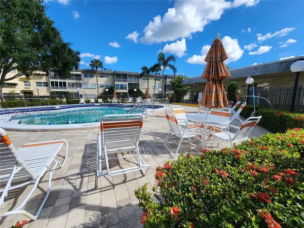 4431 NW 16th #H109, Lauderhill, FL 33313