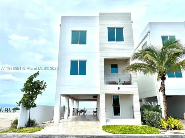990 41st Gulf Street 9, Other Fl City, FL 33050
