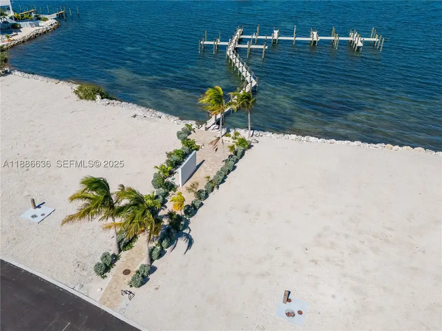 990 41st Gulf Street 8, Marathon, FL 33050 - #2