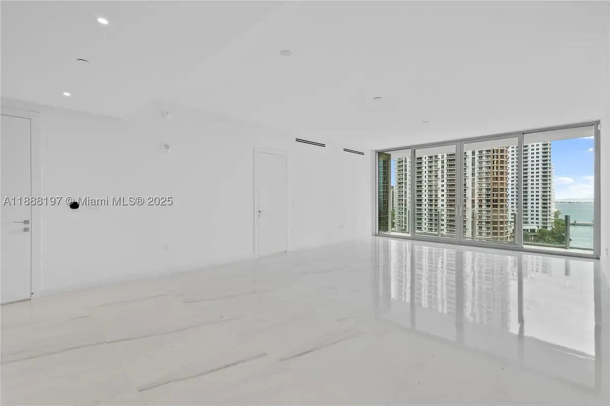 300 Biscayne Blvd #1103, Miami, FL 33131 - #1