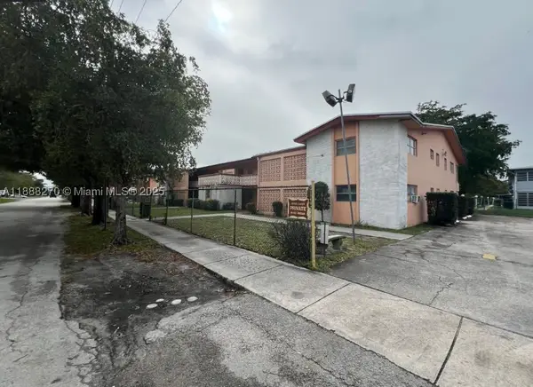 19080 NE 3rd #312, Miami, FL 33179