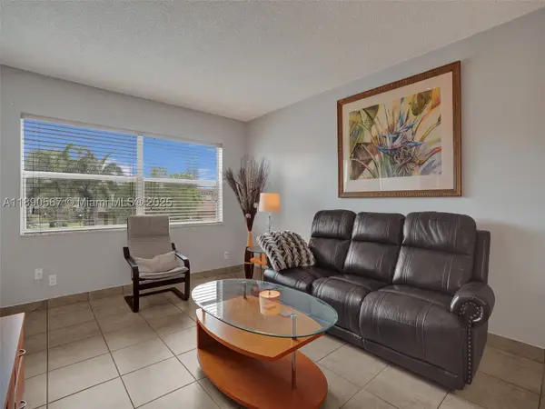 3506 NW 49th #508, Lauderdale Lakes, FL 33319