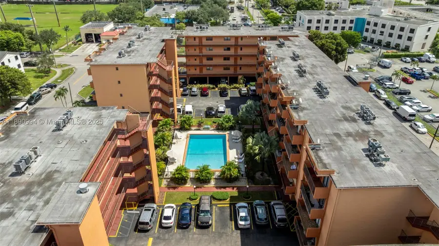 1800 W 54th #109, Hialeah, FL 33012 - #2