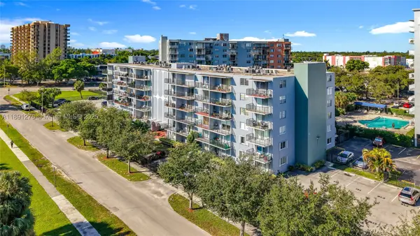 12500 NE 15th #105, North Miami, FL 33161