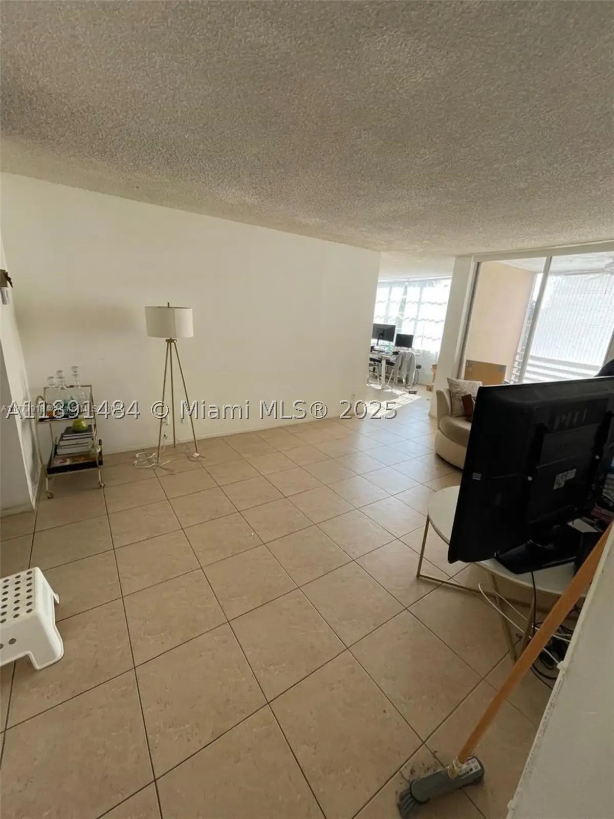 9460 Live Oak #309, Davie, FL 33324 - #1