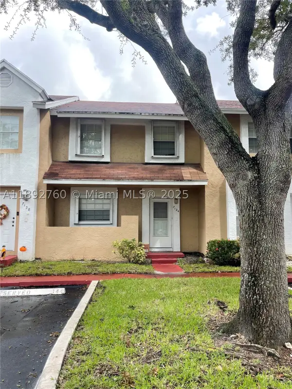 7124 Woodmont, Tamarac, FL 33321