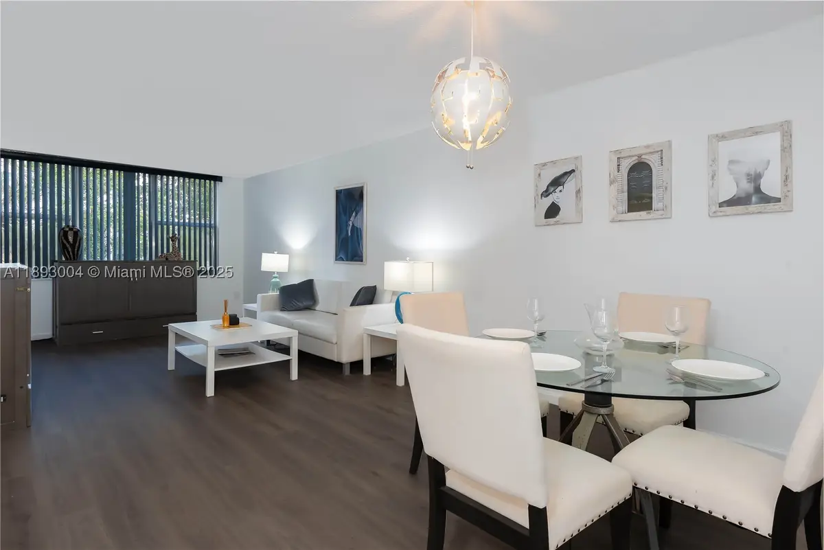 17890 W Dixie319 #319, North Miami Beach, FL 33160 - #1