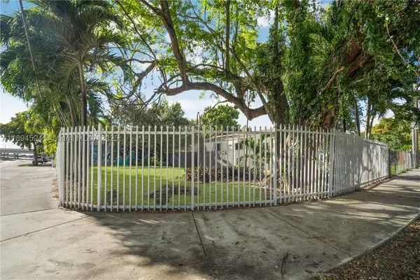 2900 NW 11th, Miami, FL 33127