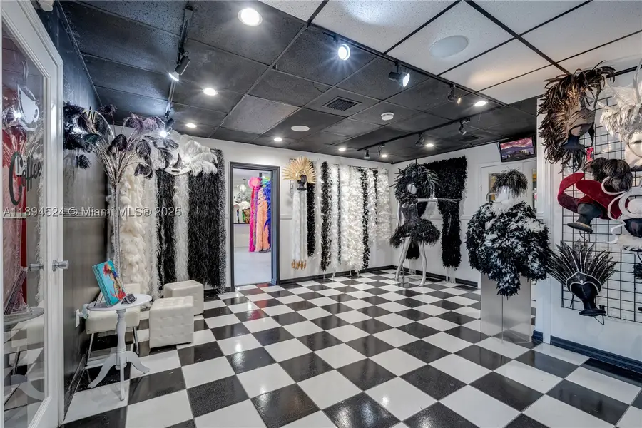 2900 NW 11th, Miami, FL 33127 - #3