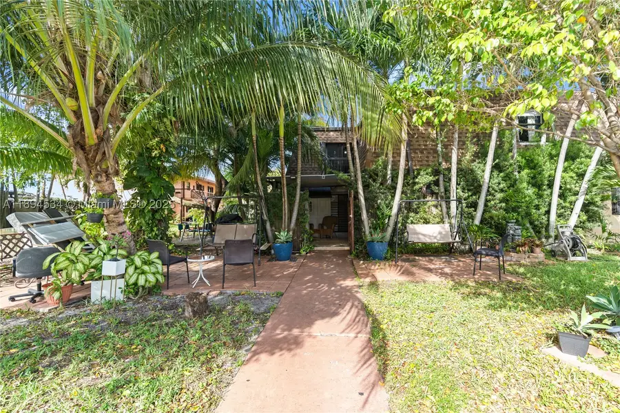 2450 W 67th #13-12, Hialeah, FL 33016 - #2