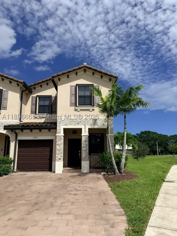 12715 SW 230th, Miami, FL 33170