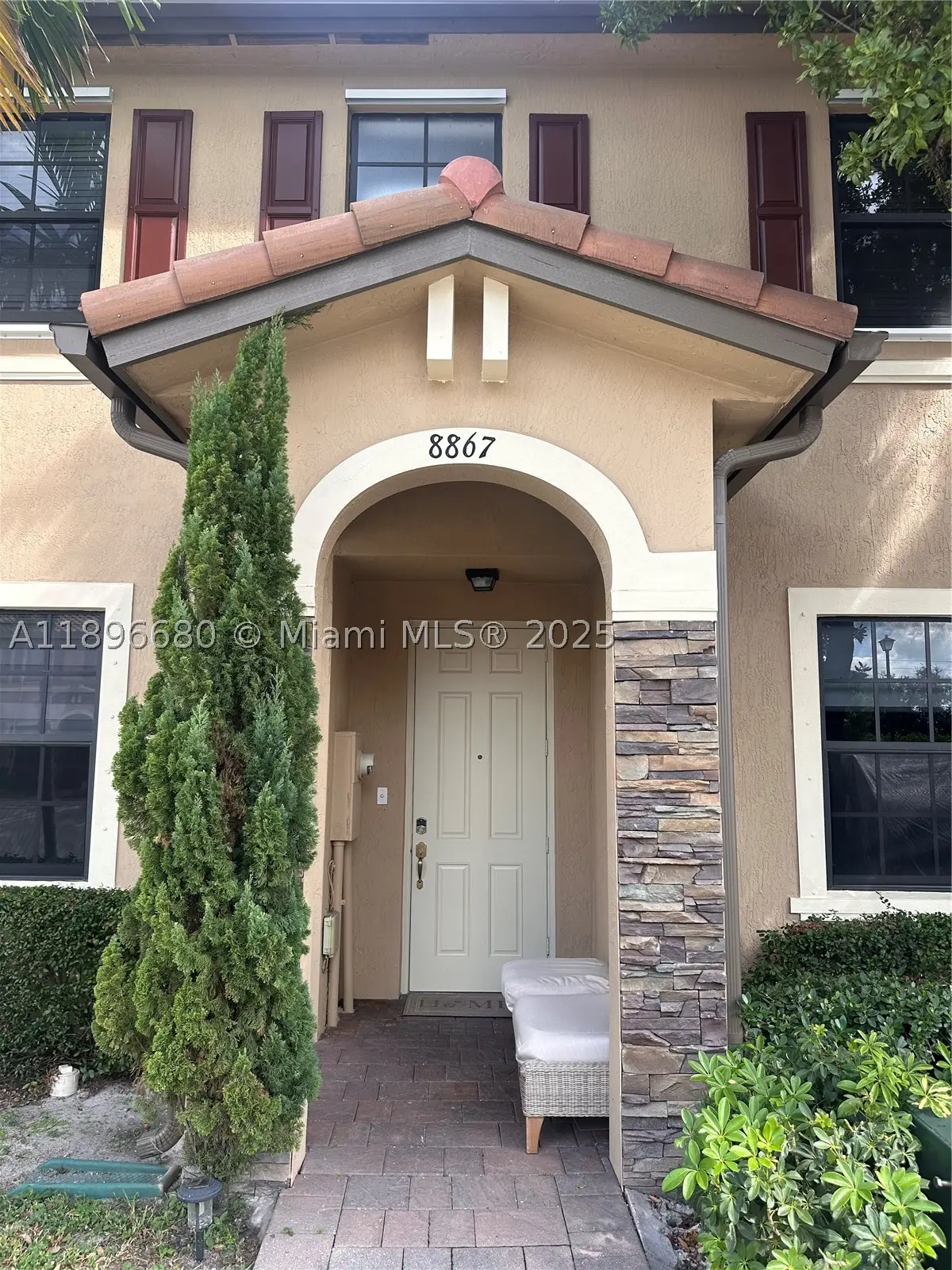 8867 W 35th, Hialeah, FL 33018 - #1