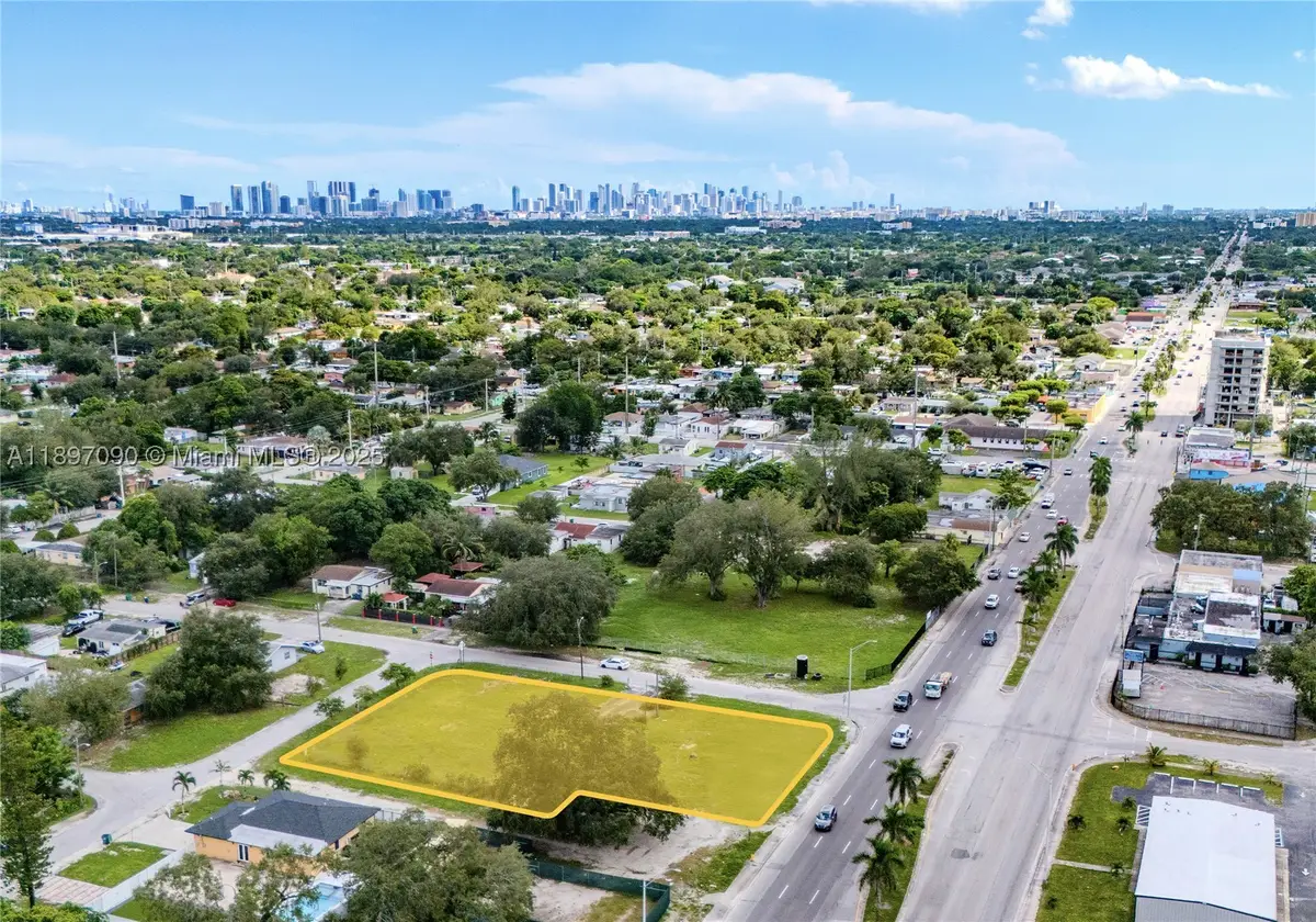 8901 NW 22nd, Miami, FL 33147 - #1