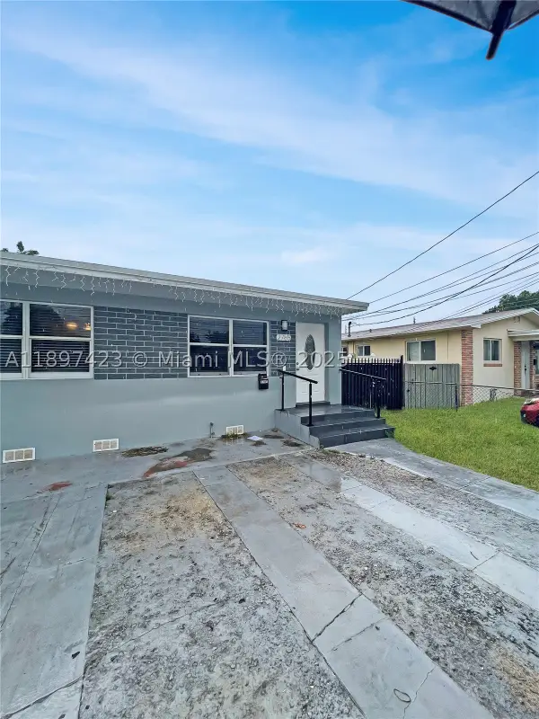 2783 - 2785 SW 33rd, Miami, FL 33133
