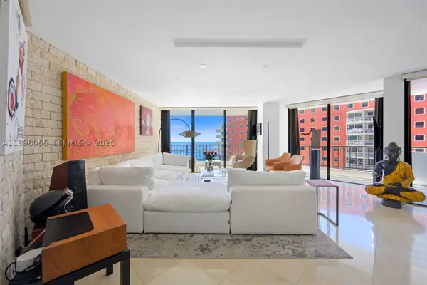 1581 Brickell #2005, Miami, FL 33129