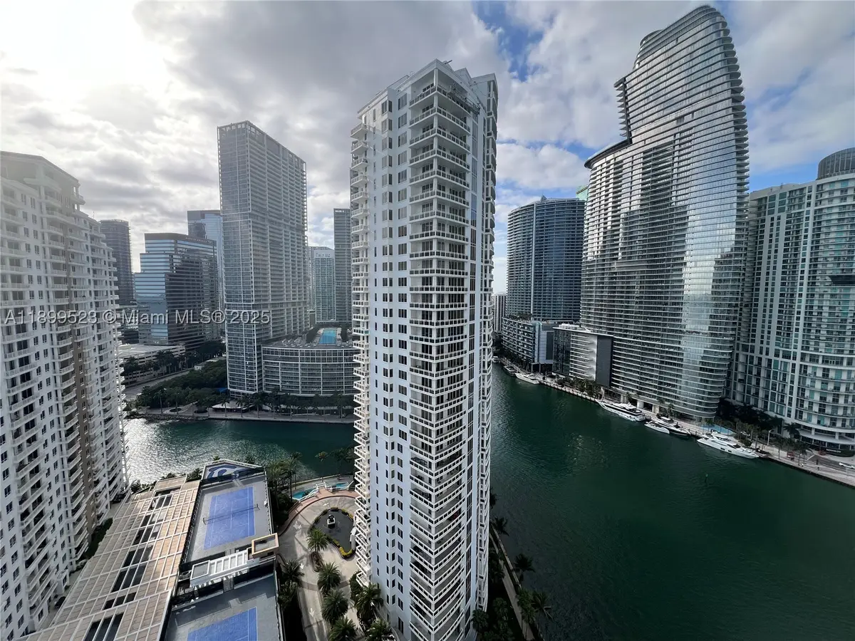 900 Brickell Key #2205, Miami, FL 33131 - #1