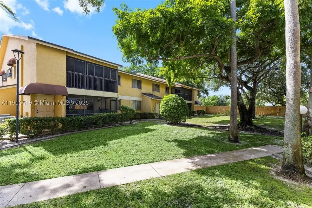 3047 N Oakland Forest #204, Oakland Park, FL 33309 - #1