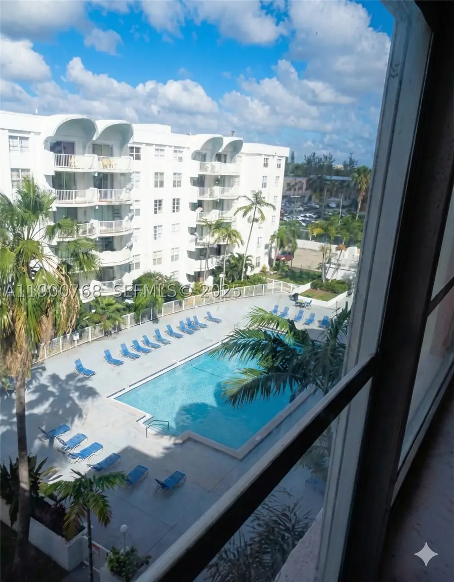 494 NW 165th St #C-602, Miami, FL 33169 - #3