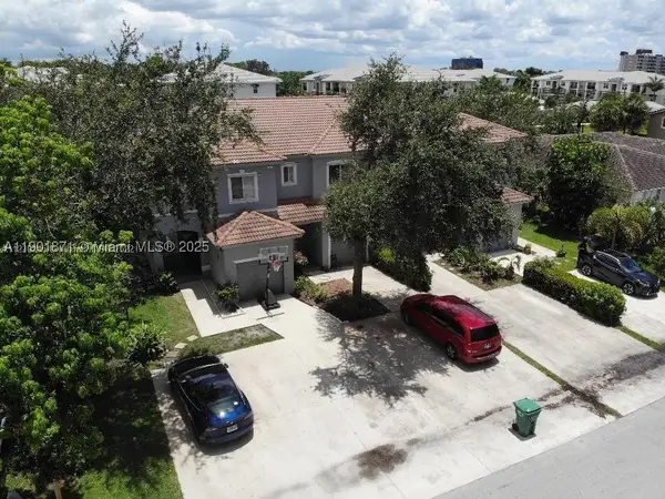 8706 NW 38th, Coral Springs, FL 33065