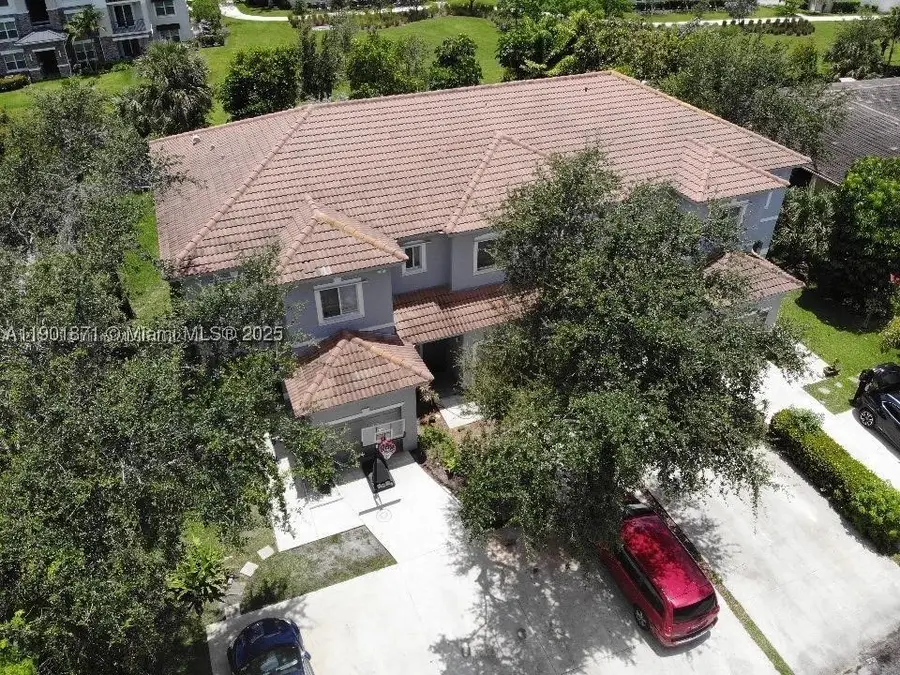 8706 NW 38th, Coral Springs, FL 33065 - #2