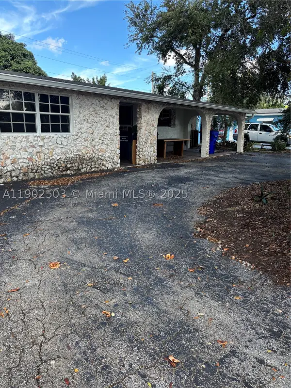 6541 Sherman, Hollywood, FL 33024