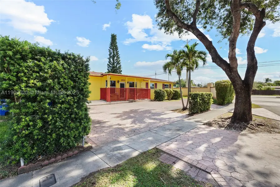 18151 NE 9th, North Miami Beach, FL 33162 - #3