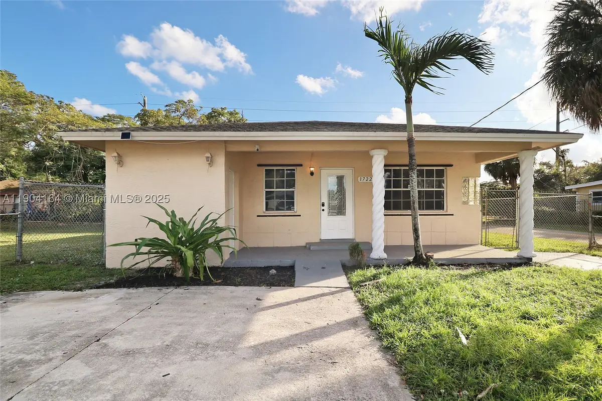 1722 NW 8th, Fort Lauderdale, FL 33311 - #1