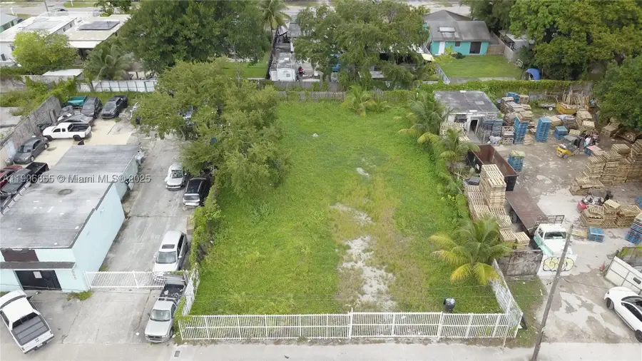 3039 NW 54th, Miami, FL 33142 - #2
