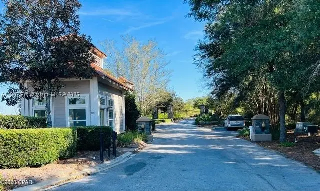 107 Lake Merial, Southport, FL 32409 - #3