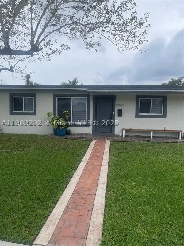 20180 NW 14th, Miami Gardens, FL 33169