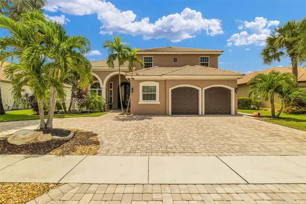 15974 SW 16th, Pembroke Pines, FL 33027